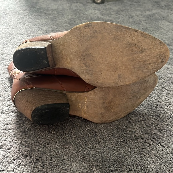 Shortie Western Boots - Picture 4 of 5